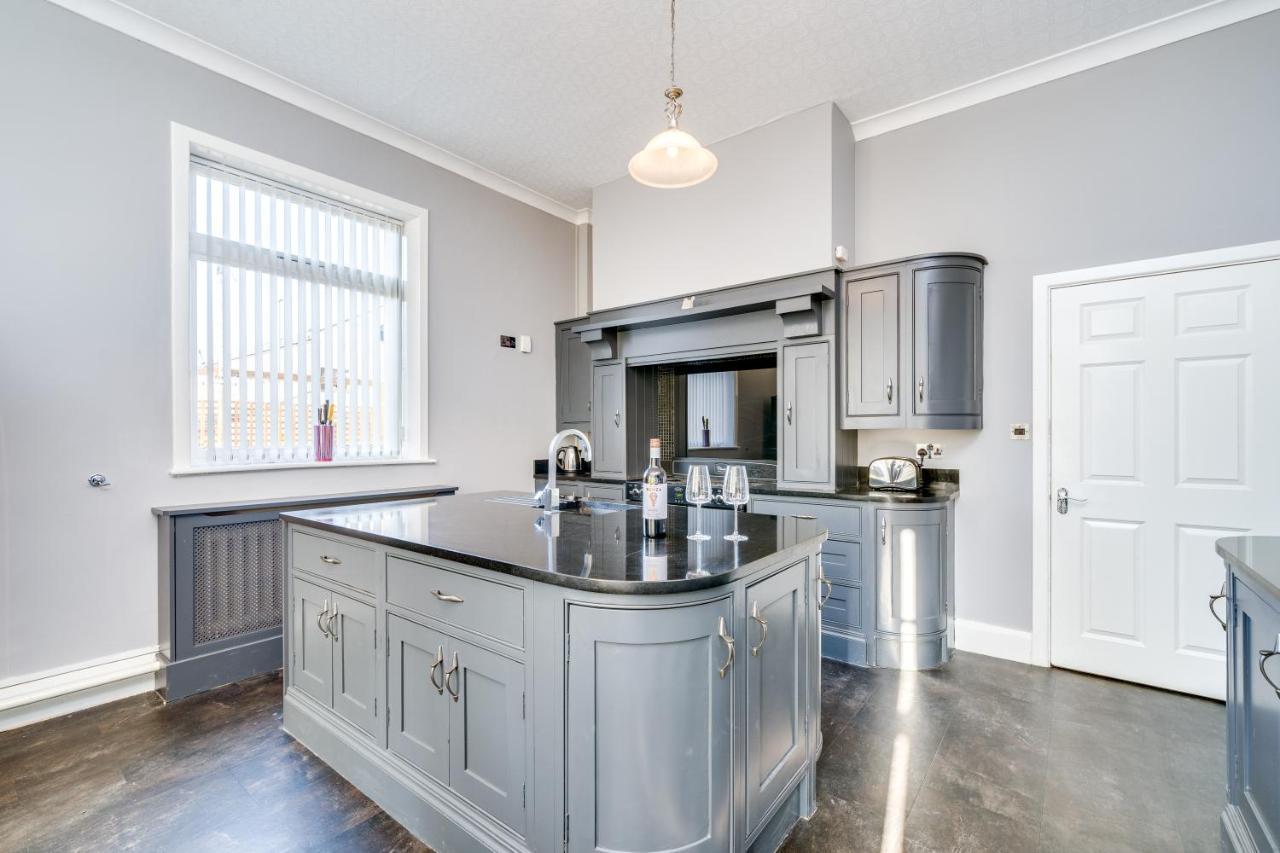 Wakefield Town House Villa Exterior photo